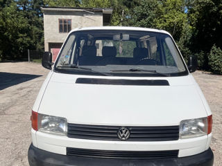 Volkswagen Transporter foto 1