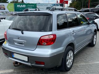 Mitsubishi Outlander foto 4