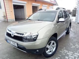 Dacia Duster foto 1