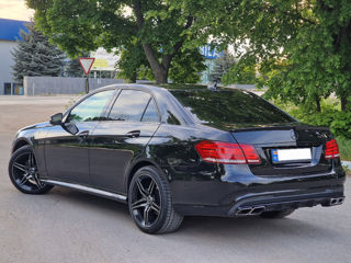 Mercedes E-Class foto 4