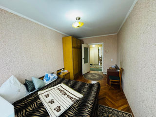 Apartament cu 3 camere, 79 m², Râșcani, Chișinău foto 4