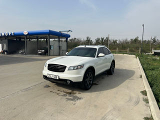 Infiniti FX foto 2