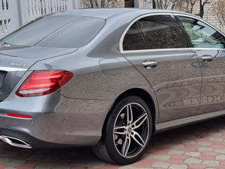 Mercedes E-Class foto 3