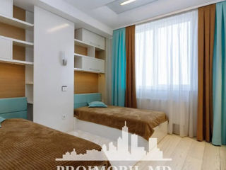 Apartament cu 3 camere, 125 m², Centru, Chișinău foto 8