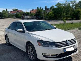 Volkswagen Passat foto 1