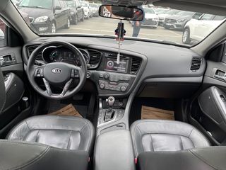 KIA Optima foto 7