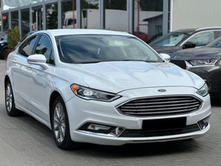 Ford Fusion foto 4