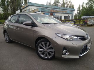 Toyota Auris foto 8