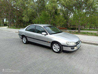 Opel Omega foto 7