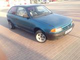 Opel Astra foto 1