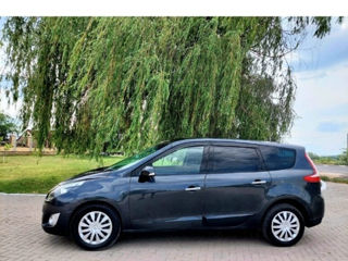 Renault Grand Scenic foto 7