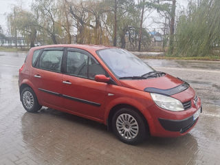 Renault Scenic foto 2