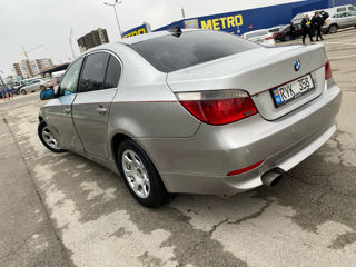 BMW 5 Series foto 2