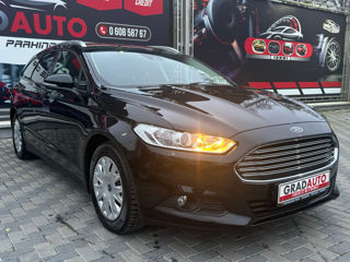 Ford Mondeo foto 2