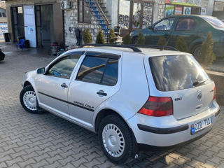 Volkswagen Golf foto 4