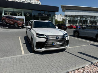 Lexus LX Series