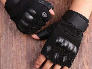 Перчатки кожа-текстиль с защитой костяшек кулака foto 1