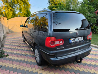 Volkswagen Sharan foto 6