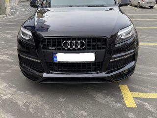 Audi Q7 foto 1