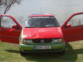 Volkswagen Polo foto 2