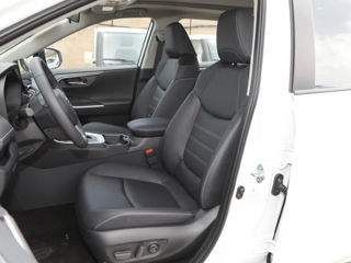 Toyota Rav 4 foto 8