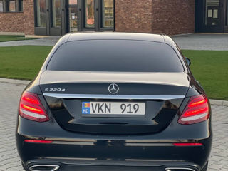 Mercedes E-Class foto 6