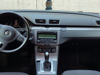 Volkswagen Passat foto 7