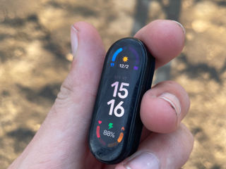 Продам MiBand 6