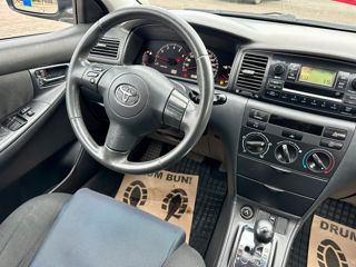 Toyota Corolla foto 8