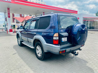 Toyota Land Cruiser foto 4