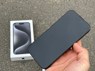 iPhone 15 Pro 128Gb Black Titanium foto 2