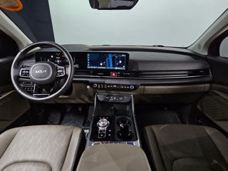 KIA Carnival foto 5