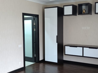 3-комн. кв., 867 м², 3/7 эт.