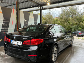 BMW 5 Series foto 5