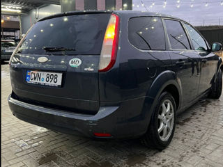 Ford Focus foto 2