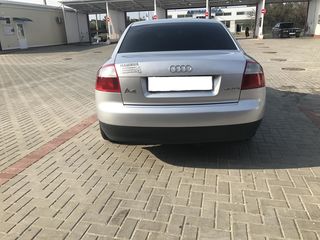 Audi A4 foto 5