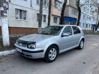 Volkswagen Golf foto 2