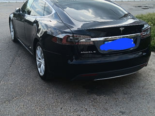 Tesla Model S foto 3