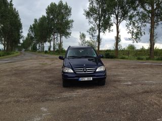 Mercedes ML Class foto 1