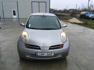 Nissan Micra foto 2