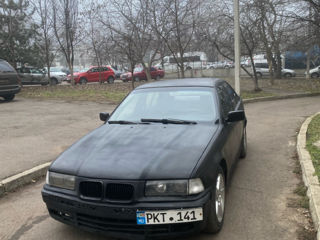 BMW 3 Series foto 9