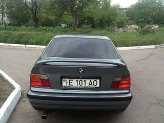 BMW 3 Series foto 4