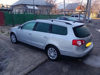 Volkswagen Passat foto 2