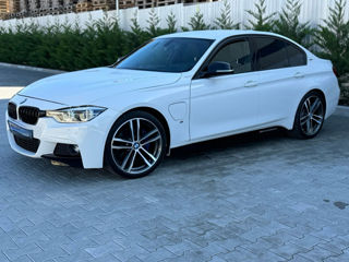 BMW 3 Series foto 4