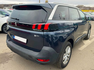 Peugeot 5008 foto 5