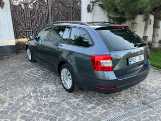 Skoda Octavia foto 3