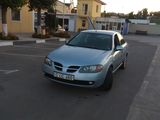 Nissan Almera foto 1