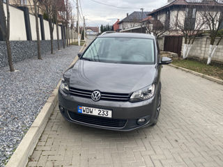 Volkswagen Touran foto 8