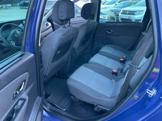 Renault Grand Scenic foto 8