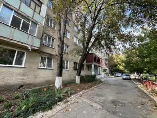 Apartament cu 2 camere, 52 m², Botanica, Chișinău